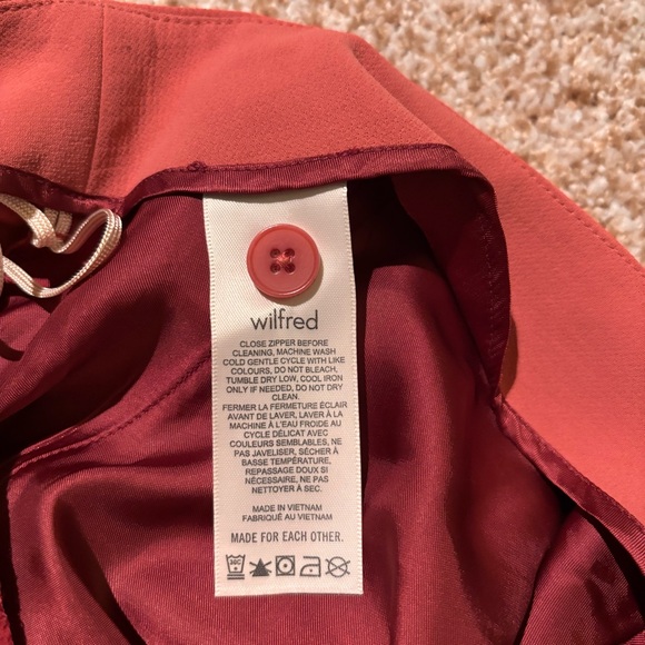 Aritzia Wilfred Sonata Pants in Warm Sienna Red - Picture 8 of 9